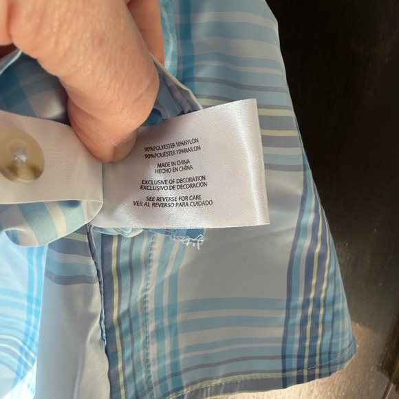 Eddie Bauer short sleeve blue plaid adventure shirt. NWT - Picture 5 of 6